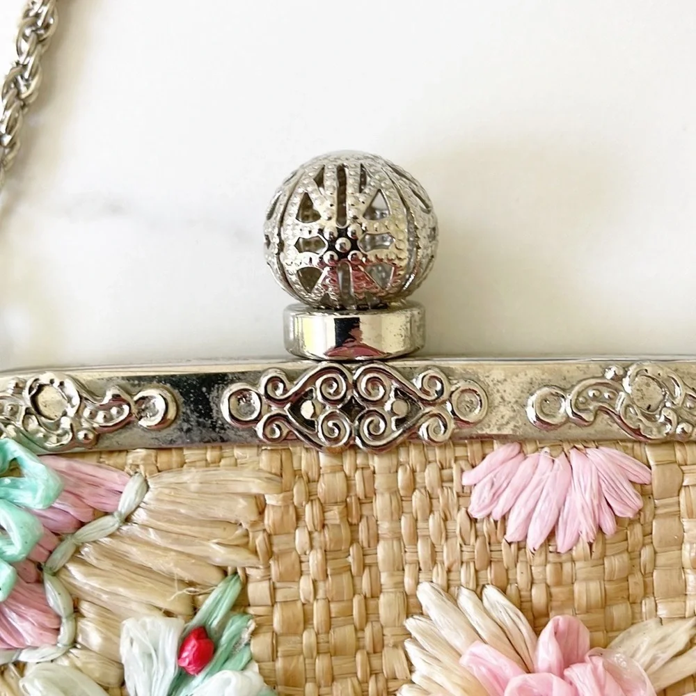 LA REGALE vintage woven purse brown pink green silver chain - Picture 3 of 7